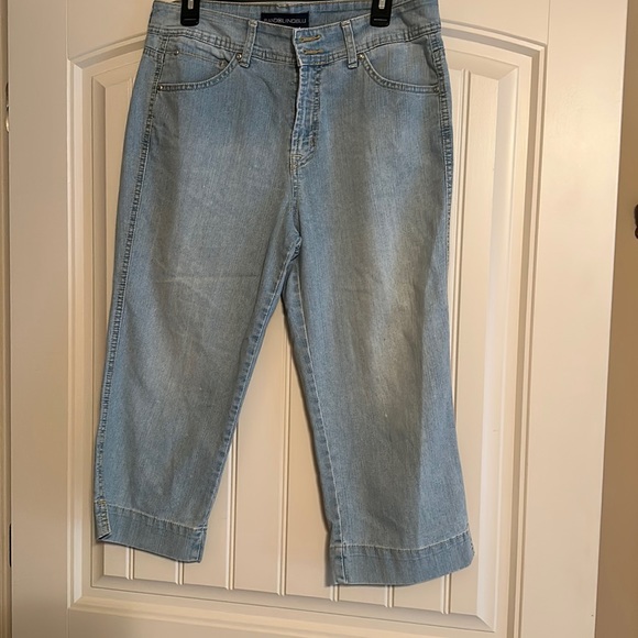 Capris size 12 - Picture 1 of 7